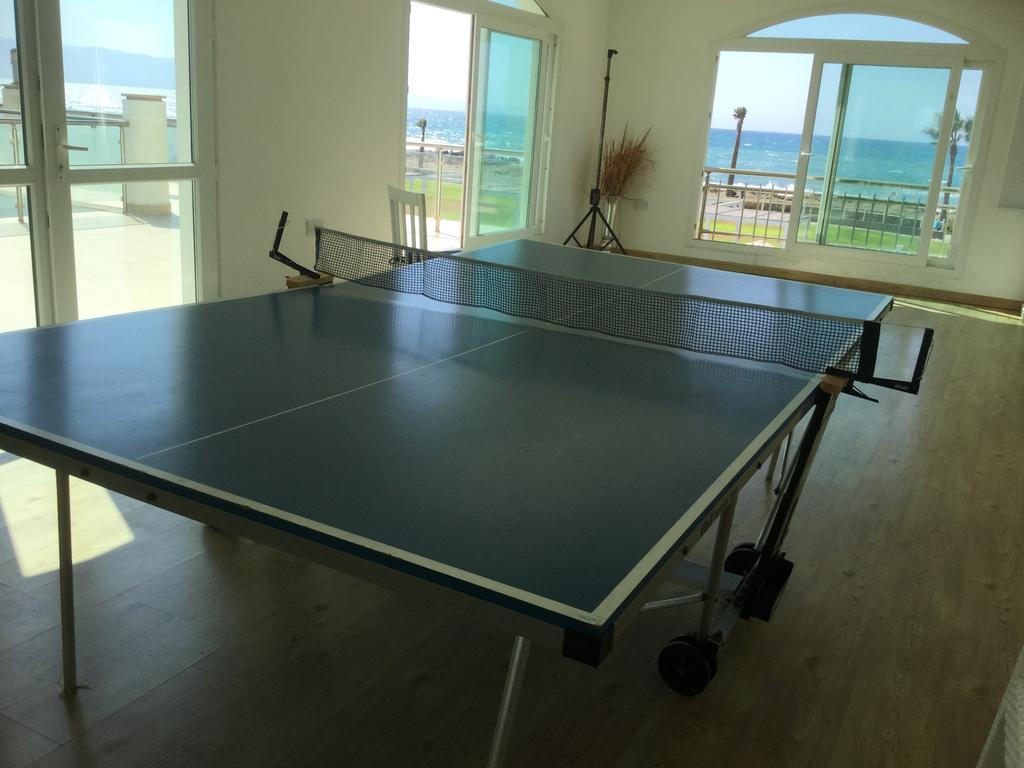 Aphrodite Beachfront Apartment Ghaziveran Exterior photo